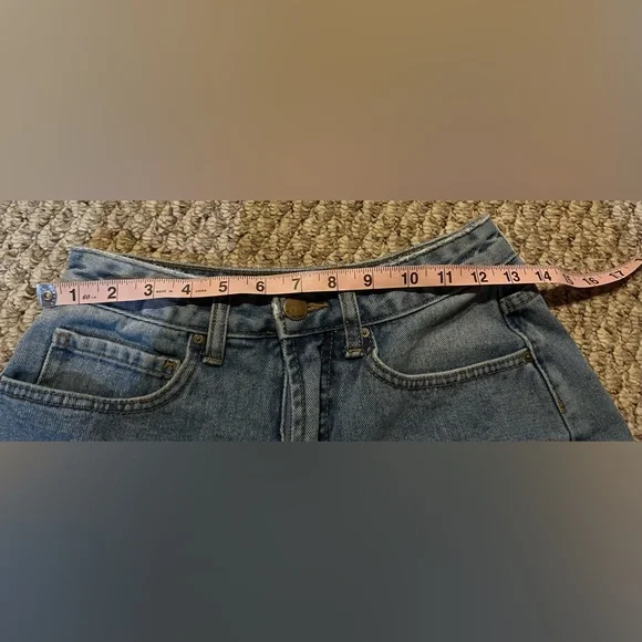 Billabong Women’s size 26 Light Blue Denim Shorts - Picture 8 of 9